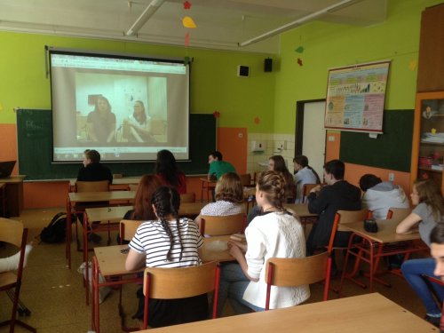 8.C poznávala řeckou kulturu v online přenosu