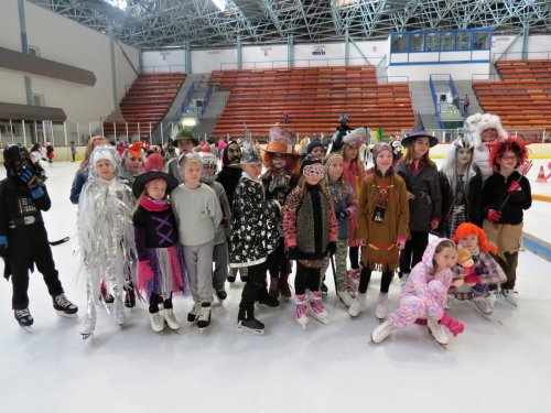 Karneval na ledě, aneb rozloučení s bruslařskou sezónou