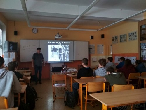 Dějepisná přednáška